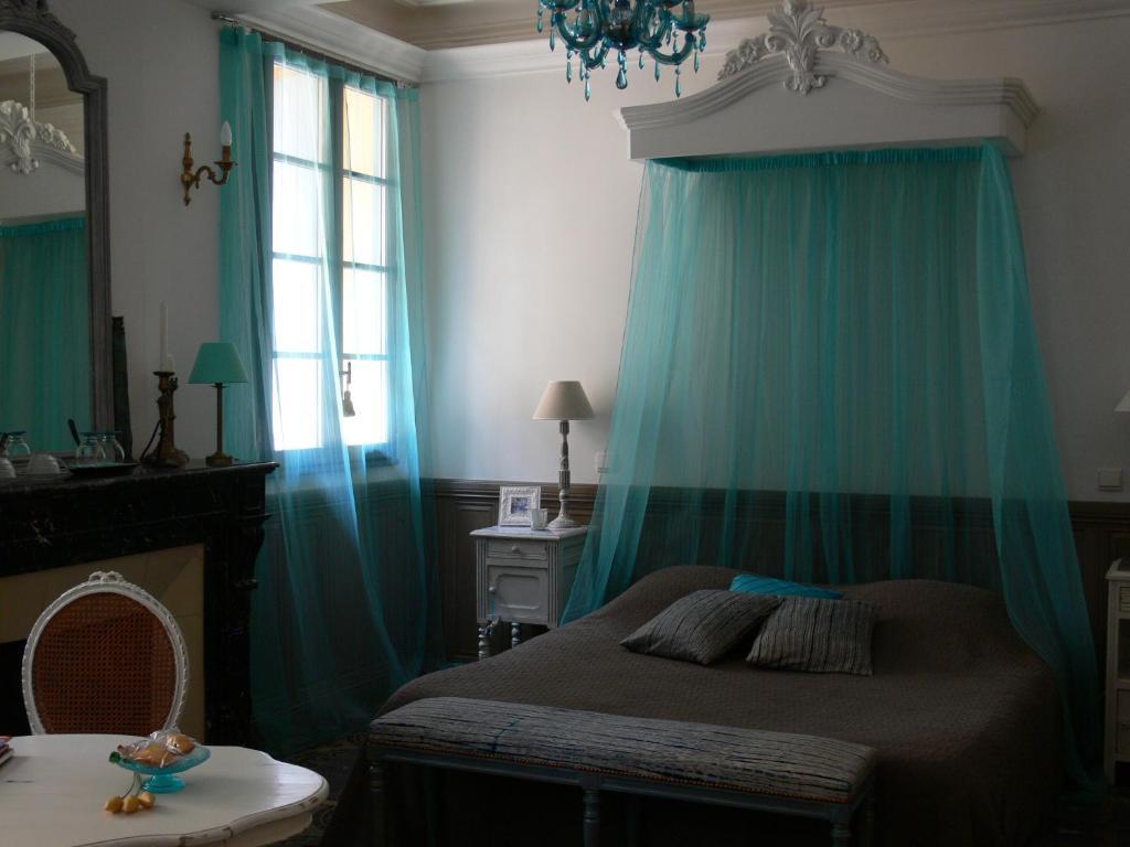 Maison D'Hote La Tourette 퀴퀴냥 객실 사진